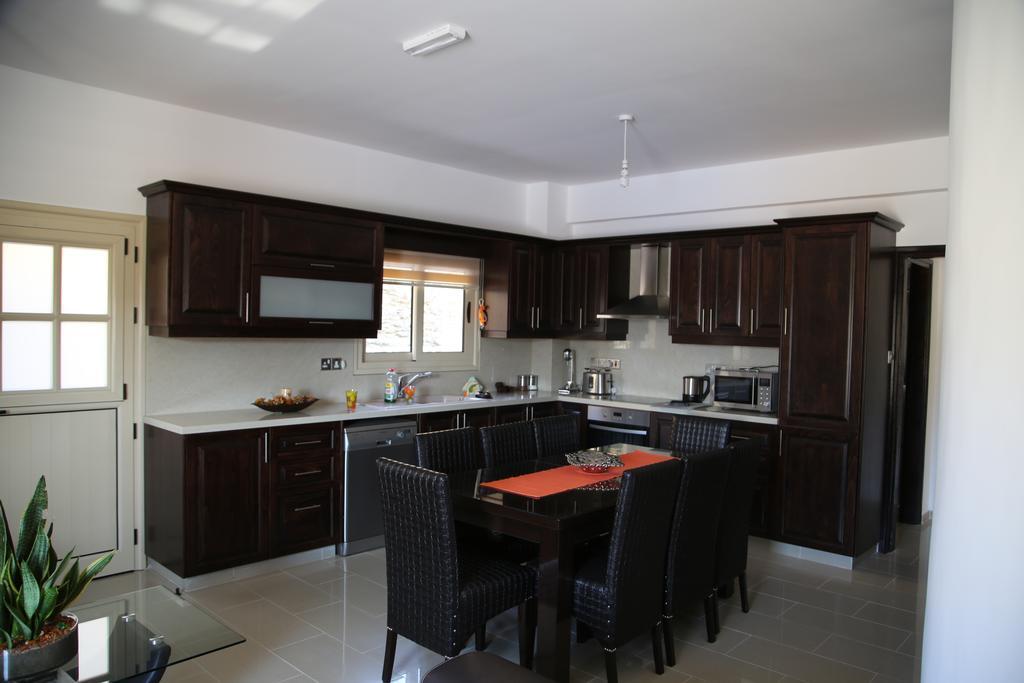 Villa Melyia Kato Pyrgos Cameră foto